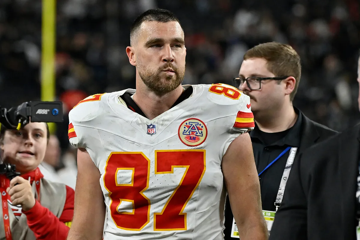 Travis Kelce could have told Matt Damon the news about his future that everyone is waiting for